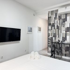 Apartamentos Day Madrid HORNO Centro Gran Via Sol Malasaña